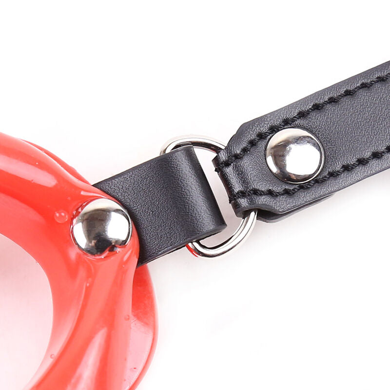 Gag cu Curea, Ohmama - Red Lip, Curea Reglabila din Piele, Rosu